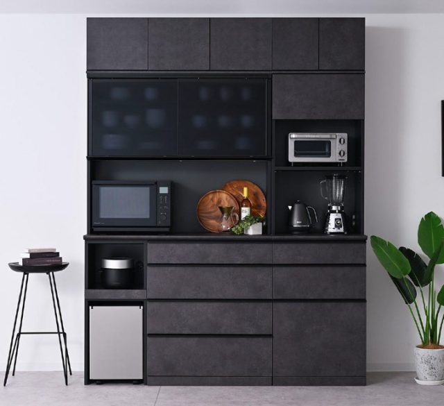 綾野製作所のテレビボード、食器棚を激安価格で大奉仕