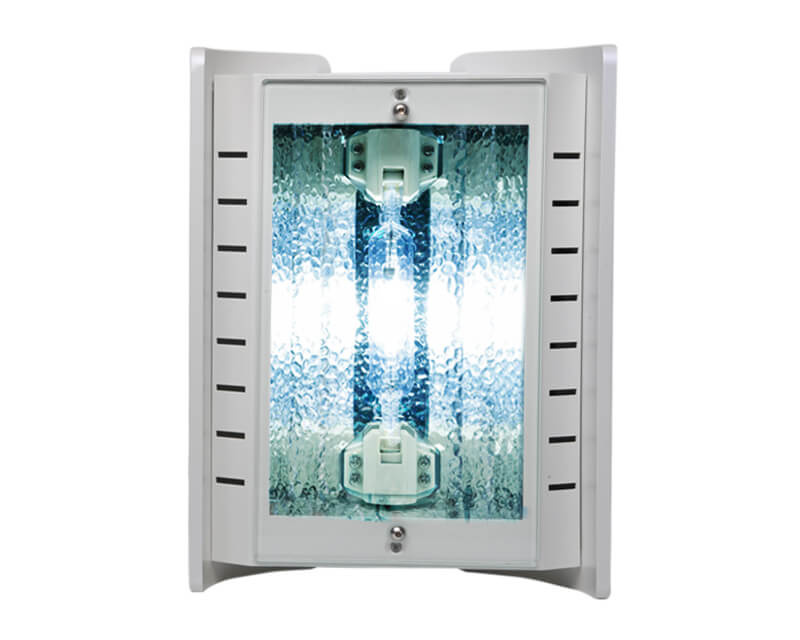 ファンネル2 150W 8000K（水草水槽などに）：メタハラ－ファンネル2