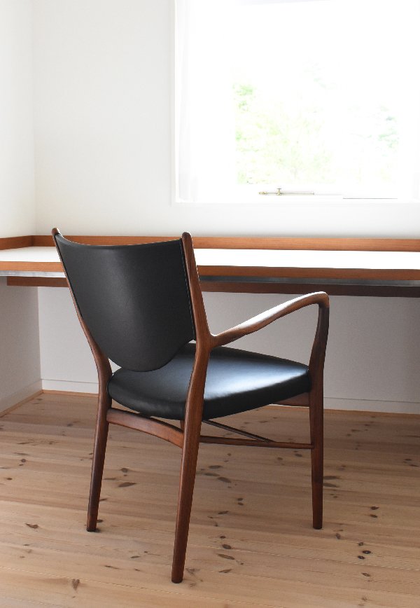 NV-46 Arm chair ｜北欧名作家具のキタニ