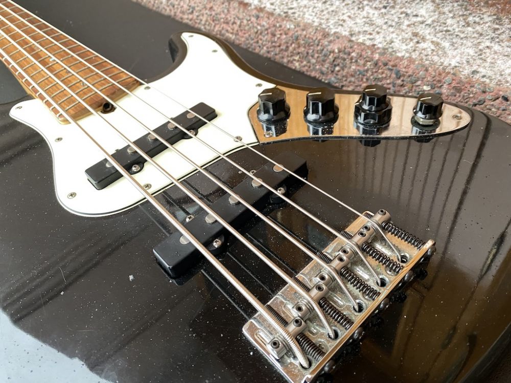 FENDER AMERICAN DELUXE JAZZ BASS V 1999 - Kitarapaja