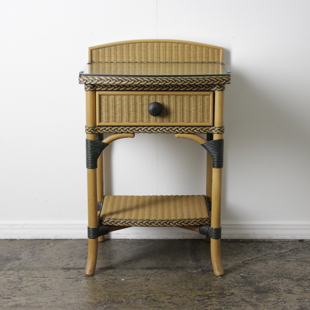 イギリス ヴィンテージ ロイドルーム社 ベッドサイドキャビネット