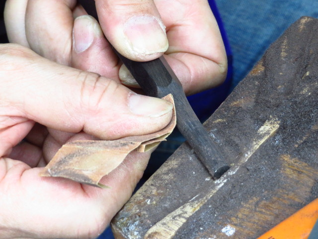 高級三味線 k18 高級糸巻き 皮破れ 高級三味線 k18 高級糸巻き 皮破れ