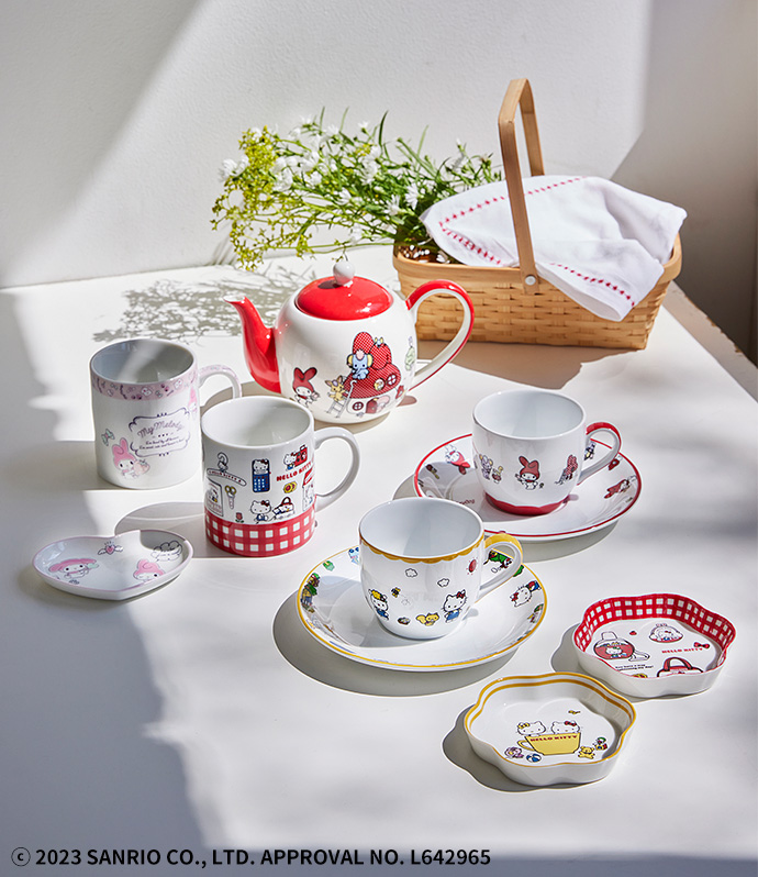 ハローキティ レトロポップ | キルンアート