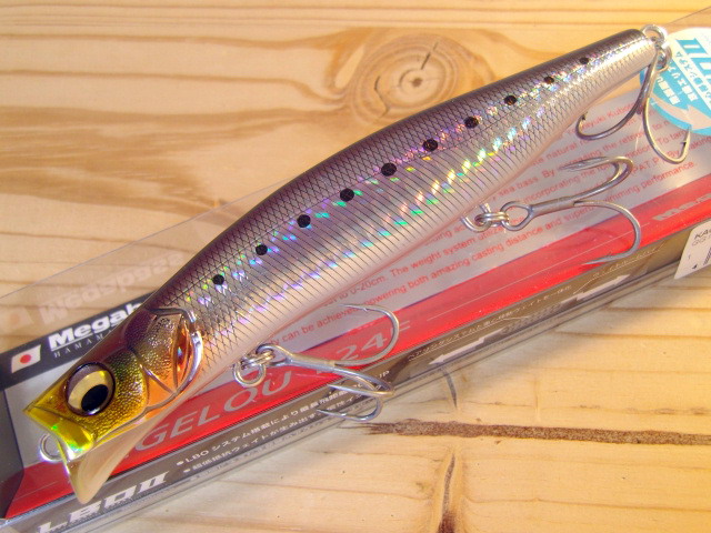 オートメッセ限定100本SUZUKI×Megabass カゲロウ124F