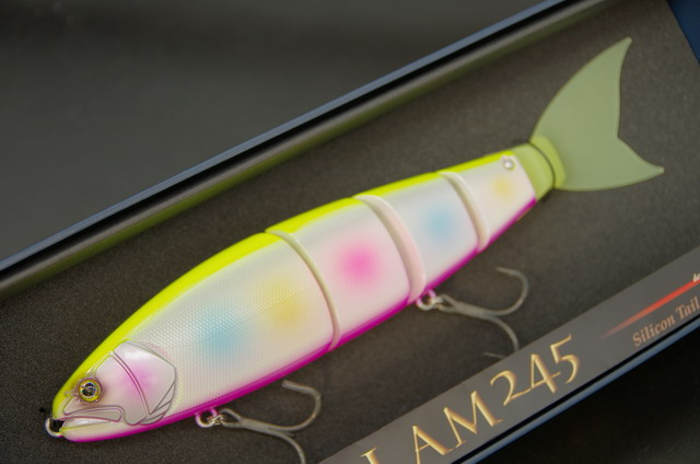 マドネスジャパン バラム245（MADNESS JAPAN BALAM 245） 【シーバス