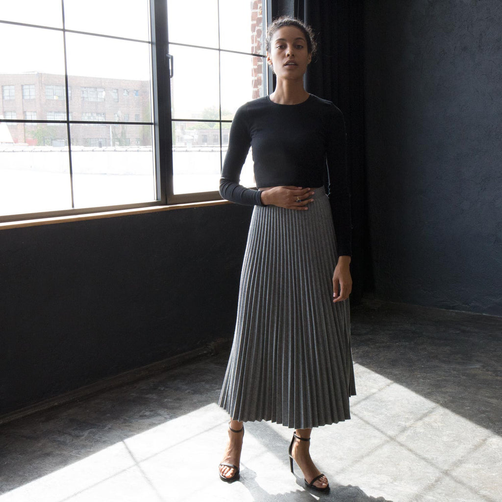Pleated Wool Skirt | Kindred Black