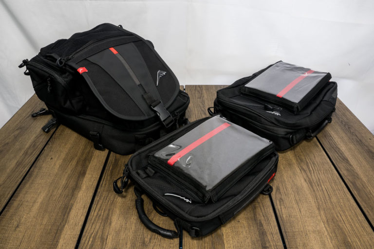 クシタニらしさが溢れるシートバッグとタンクバッグ3選 | KUSHITANI LOGS