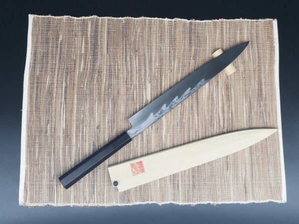 郷右馬允義弘～ 青一墨流し 柳刃包丁270mm 黒檀八角柄