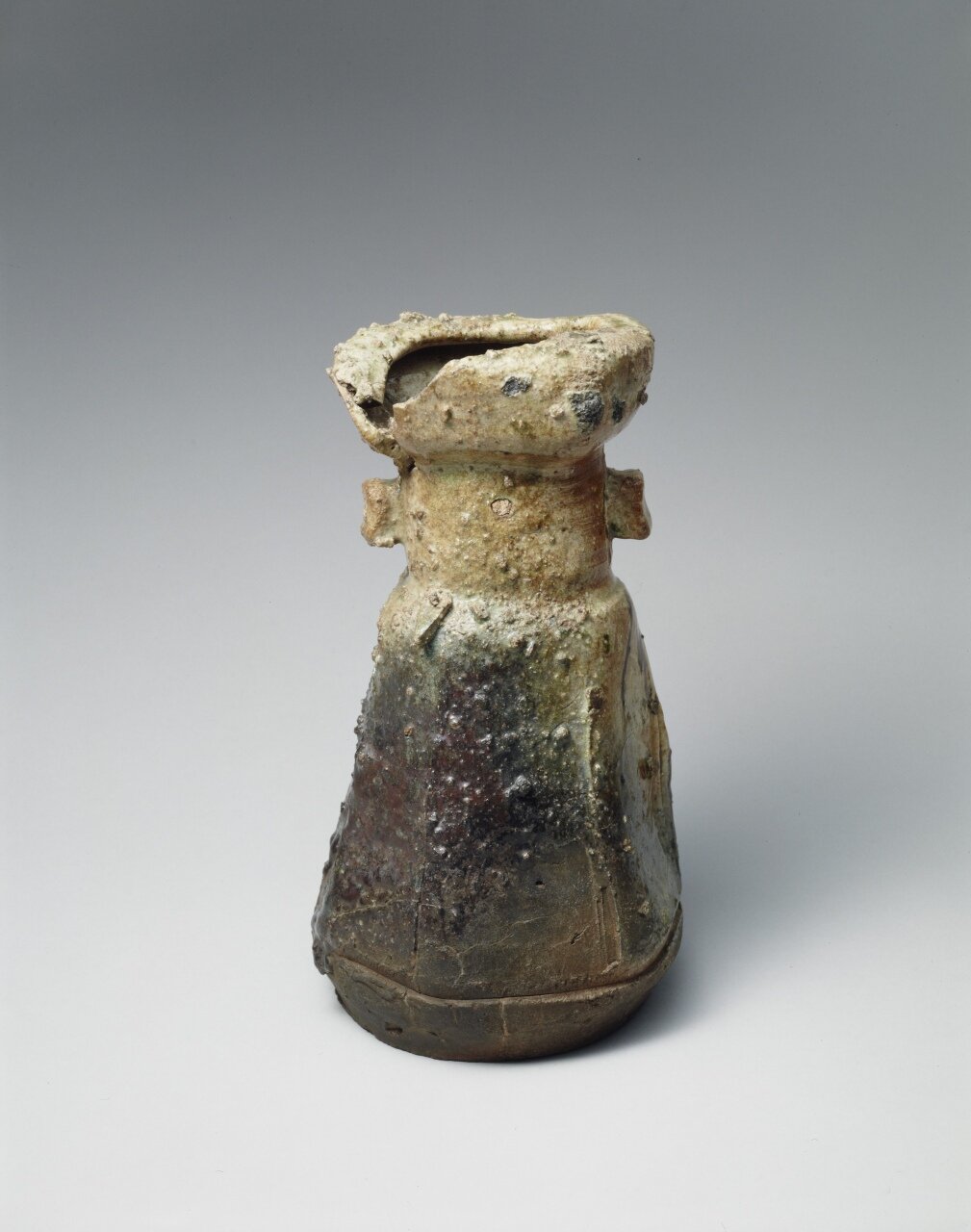 伊賀花入 銘 からたち | 茶道具 - コレクション - 荏原 畠山美術館