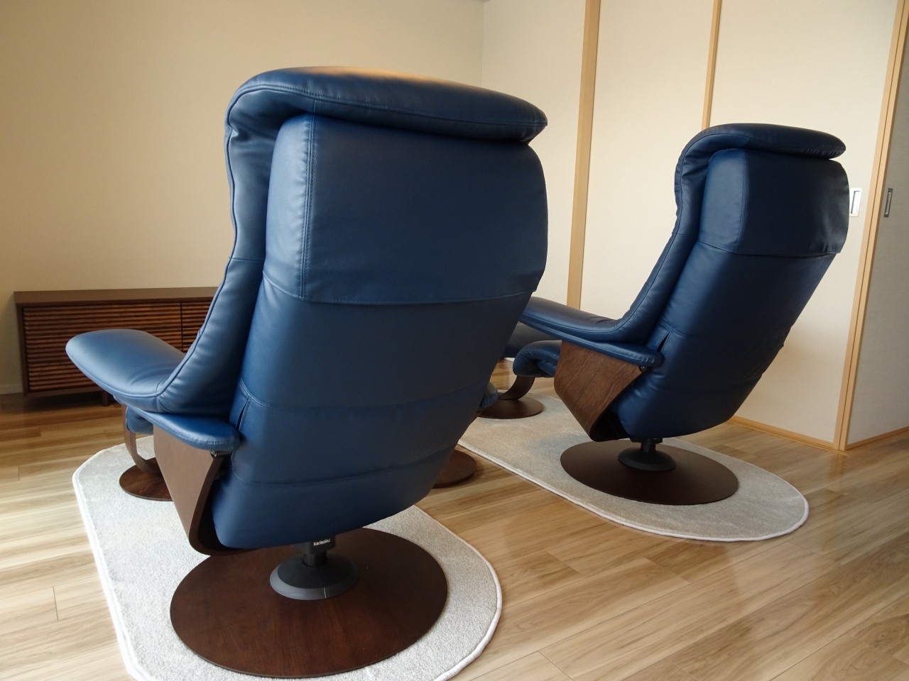 大阪府のB様にカリモク家具のザ・ファーストのパーソナル