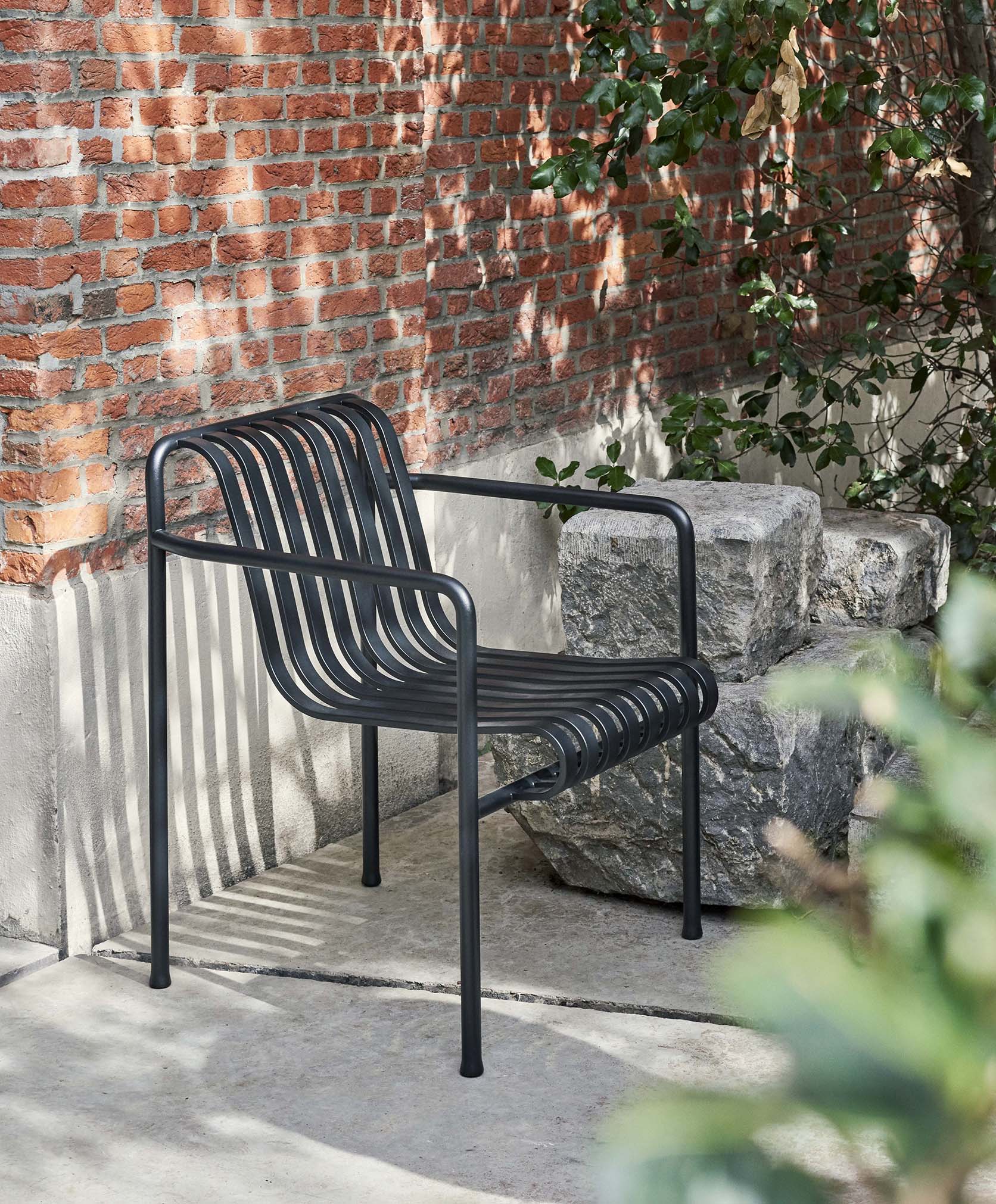 PALISSADE DINING ARM CHAIR - チェア | 【公式】HAYオンラインストア