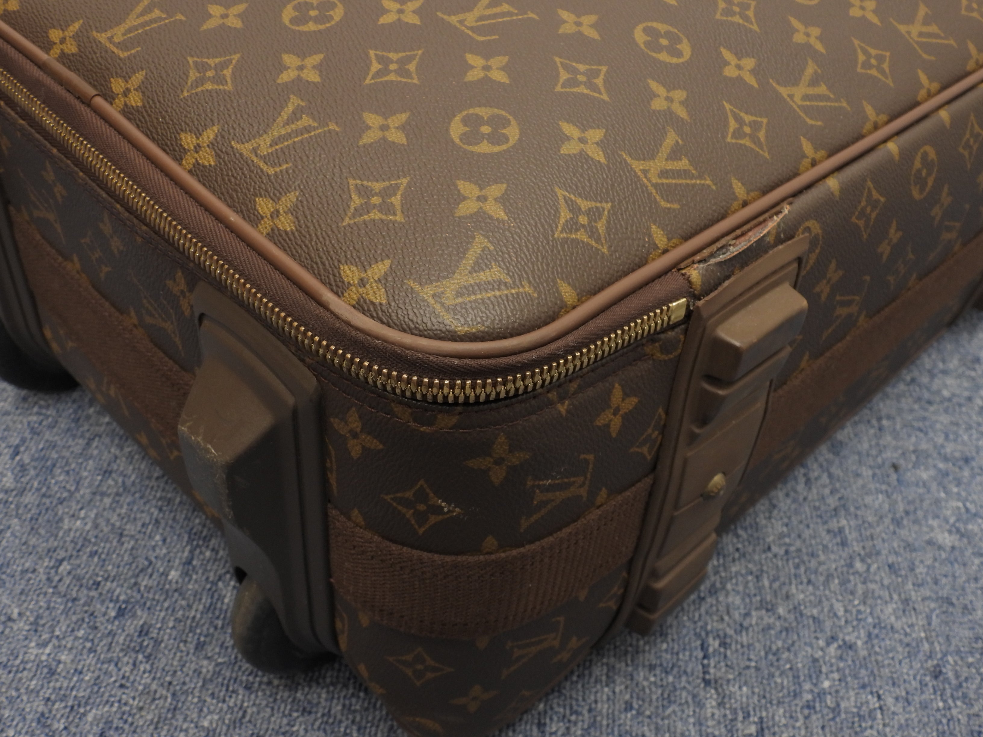 ルイヴィトン ペガス60 M23250 モノグラム 旅行用キャリーバッグ