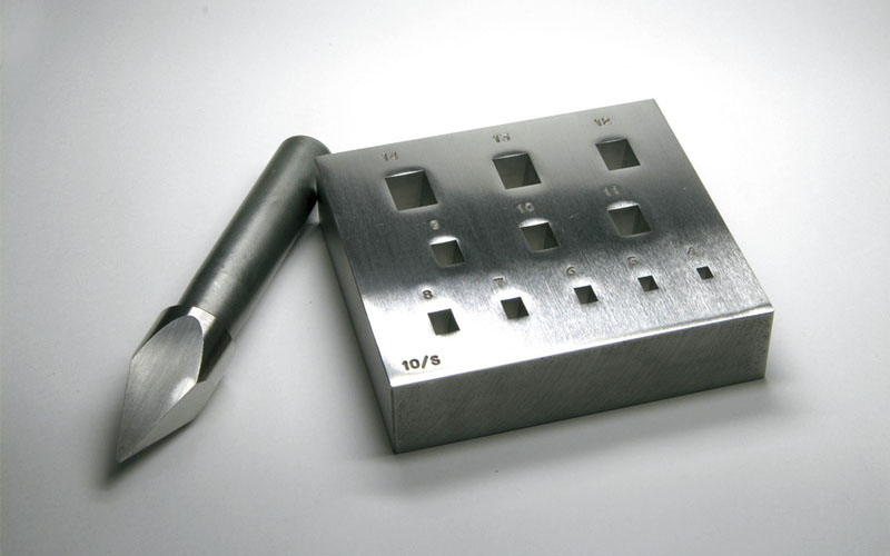 鋼定盤・石枠成形台 : 彫金工具製造・輸出入の株式会社ハープ（HARP）