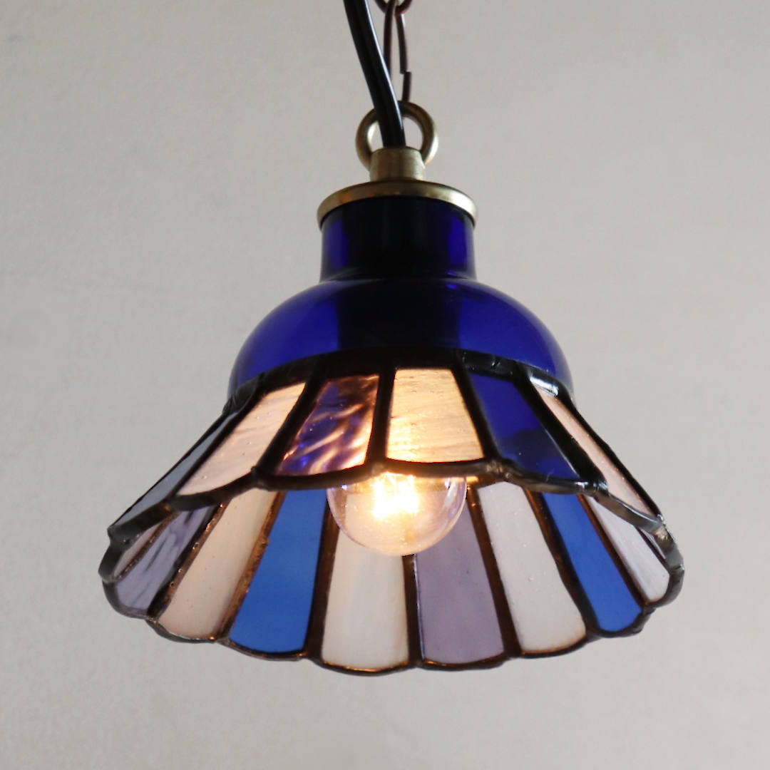 コバルトブルー・青系】ステンドグラスミニペンダントライト花型｜吊