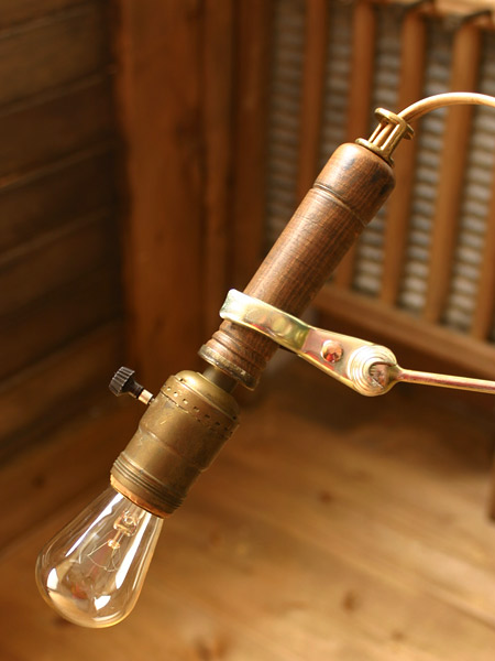 工業系ウッドハンドルトラブルライト｜インダストリアル照明USA