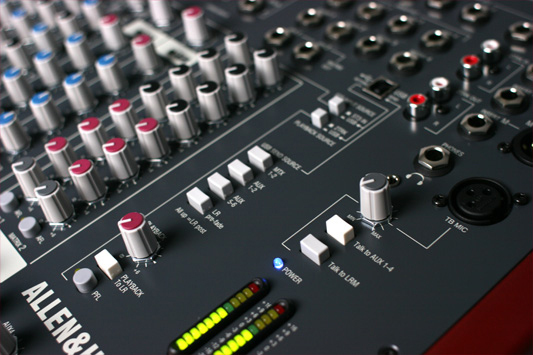 ZED-420 - ALLEN & HEATH - ヒビノインターサウンド株式会社