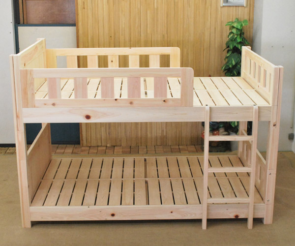 ゆったり寝れるセミダブルサイズの二段ベッド 20090228-2 - ヒノキ