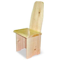 背もたれのついたのひのきの椅子です。 すまひと｜檜（ヒノキ）の癒し