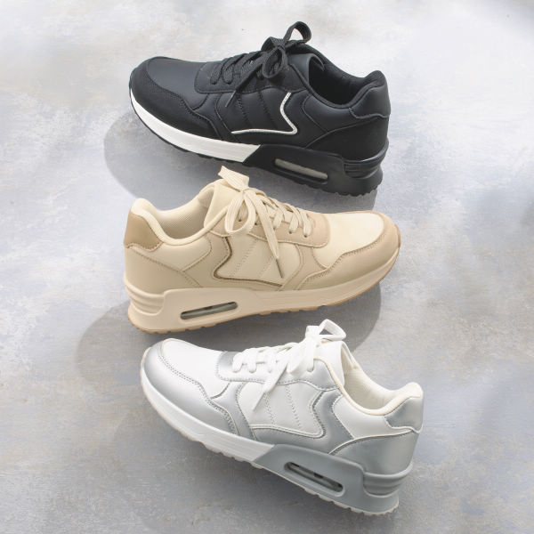 レディース厚底スニーカー(エアクッションソール)【22.5～24.5cm