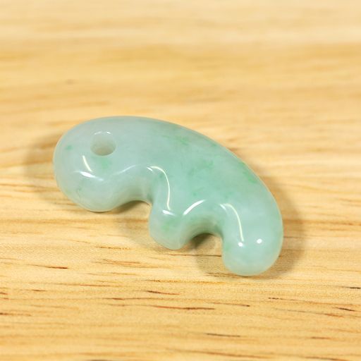 ひびき 獣形 薙鎌 翡翠勾玉 ひびき様 専用 獣形 薙鎌 翡翠勾玉