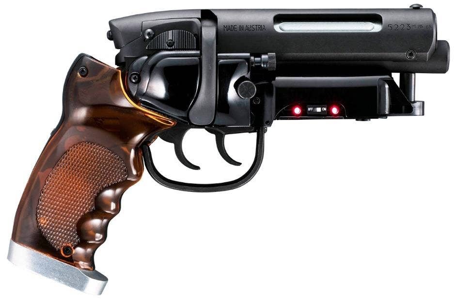 Blade Runner Tomenosuke Deckard Blaster 2049 License Ver. | HLJ.com