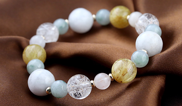 レアルチル特集】[☆]完全限定品ブレス【金麗Ver.4】（糸魚川白翡翠