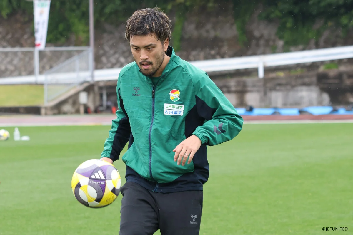 ジェフユナイテッド市原・千葉、2025プラクティスウエア発売！｜hummel