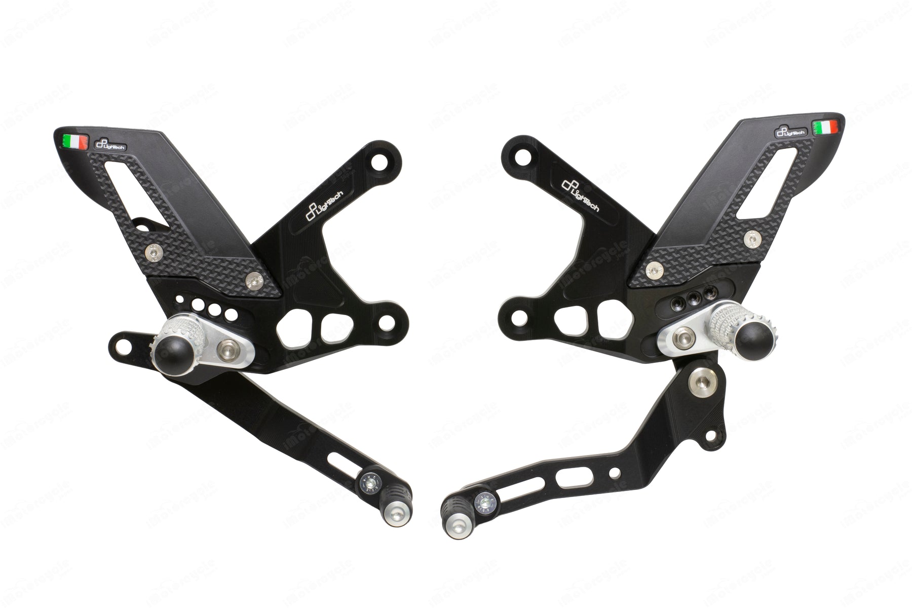 LighTech - アジャスタブル ステップキット Z900 '17-25 / SE '17-26