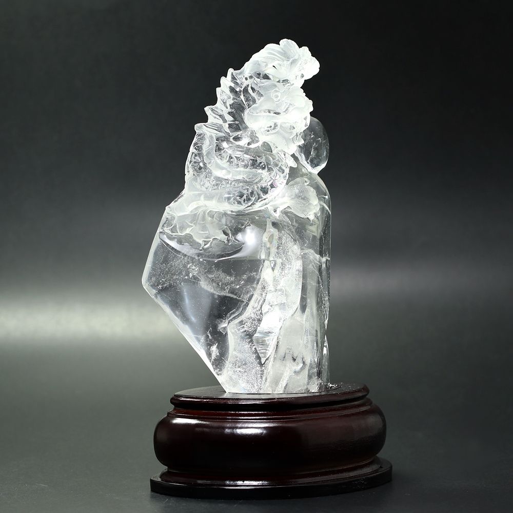 天然水晶(辰)龍彫刻（専用木製台座付き） - 埼玉県吉川市の天然石専門