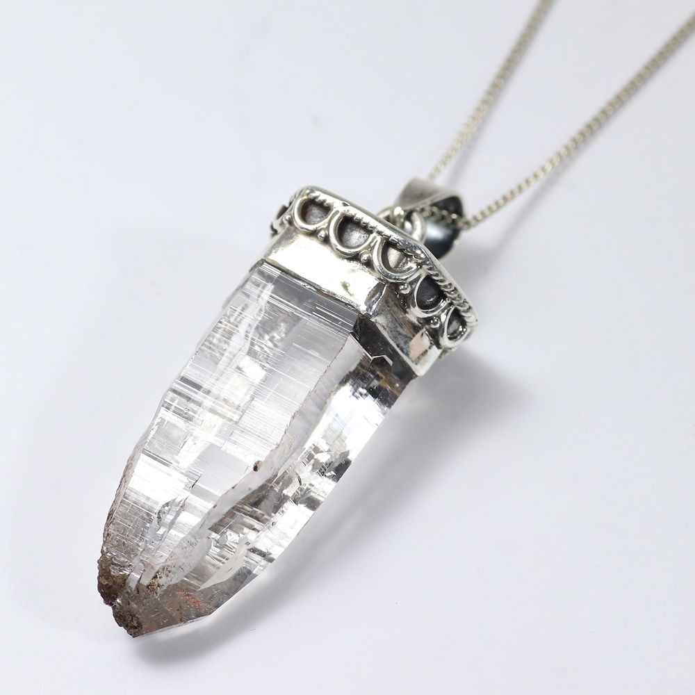 高品質・ガネッシュヒマール産]ヒマラヤ水晶スーパーナチュラル原石