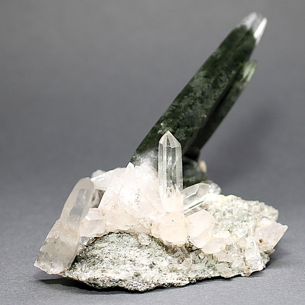 ガネッシュヒマール/ラパ産]ヒマラヤ水晶クラスター/原石（全長108.5mm