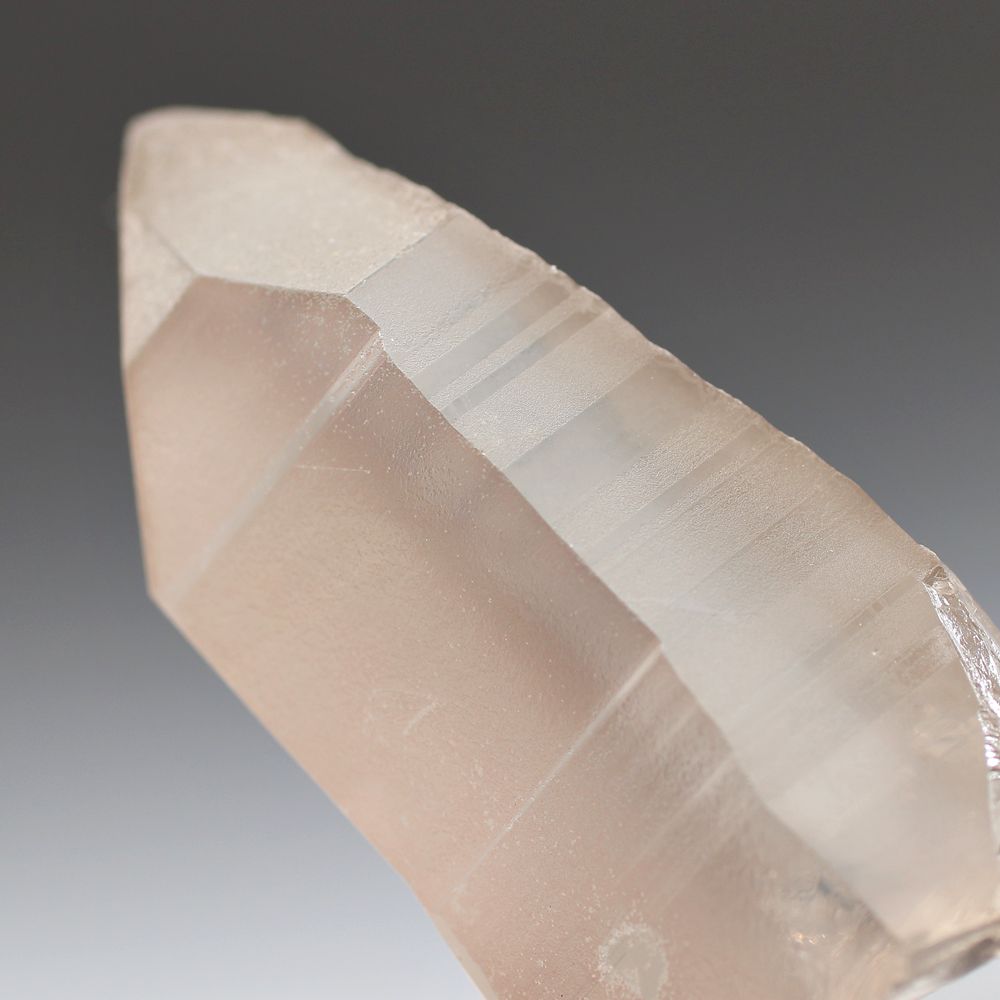 高品質・ブラジル/セーラデカブラル産]レムリアンシードクリスタル