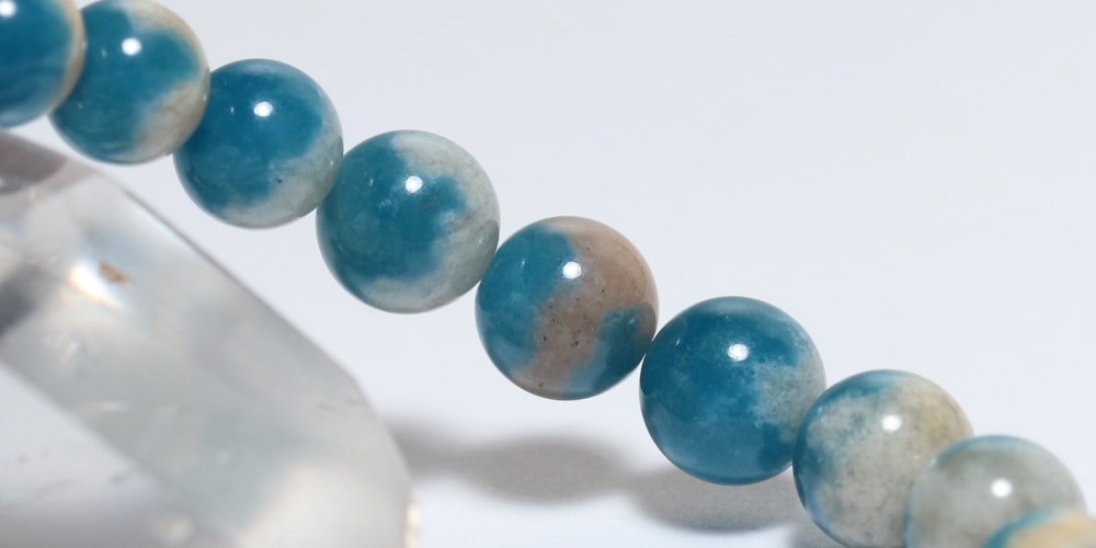 高品質]トロレアイトブレスレット/トロール石（約7.5mm玉・珍品バイ