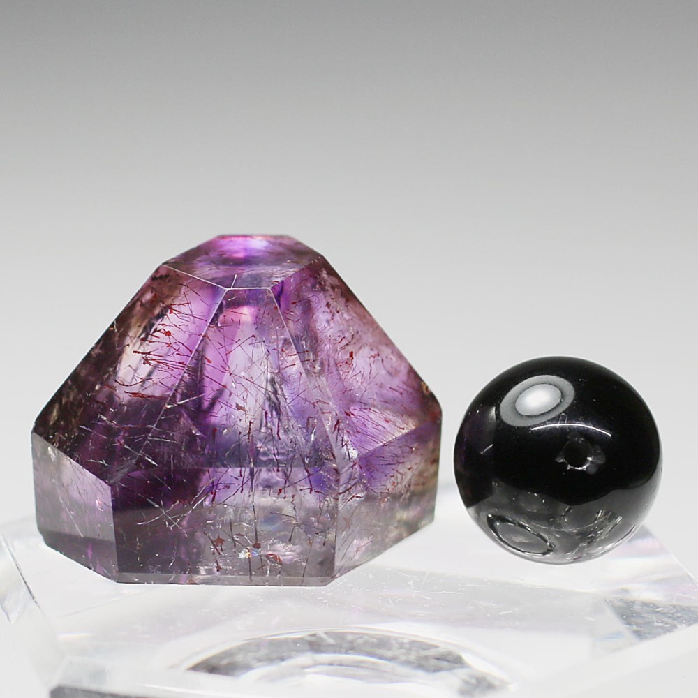 マダガスカル産]アメジストエレスチャルフリーカット（アメジスト