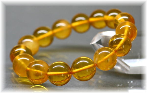 高品質]天然アンバーブレスレット（約13mm玉・鑑別書付） - 埼玉県吉川