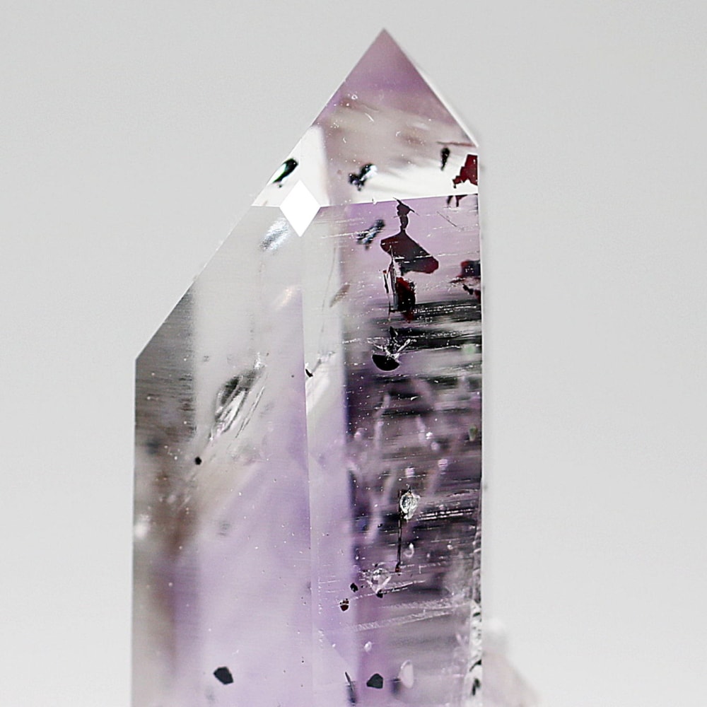 ナミビア共和国ブランドバーグ産]アメジスト原石ナチュラルポイント