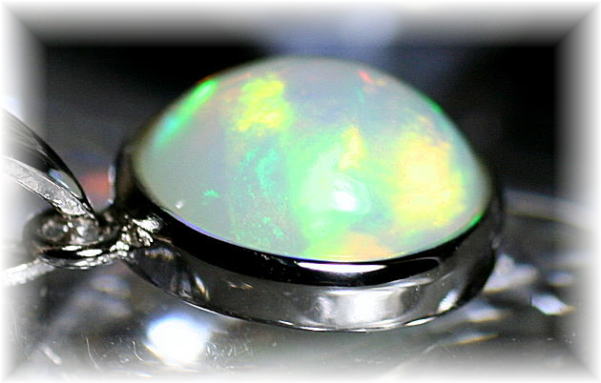 エチオピアオパールペンダントトップ（シルバー925） - 埼玉県吉川市の