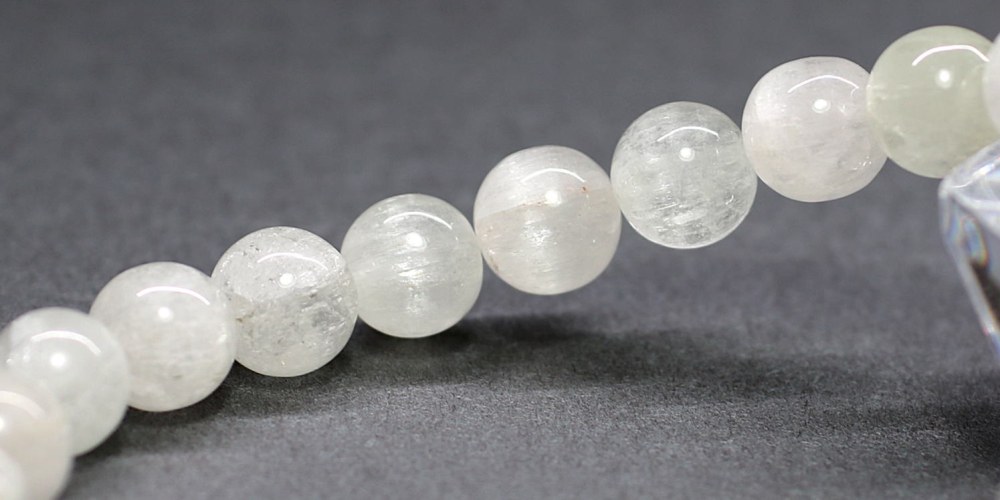 ホワイトクンツァイトキャッツアイブレスレット（約8mm玉） - 埼玉県
