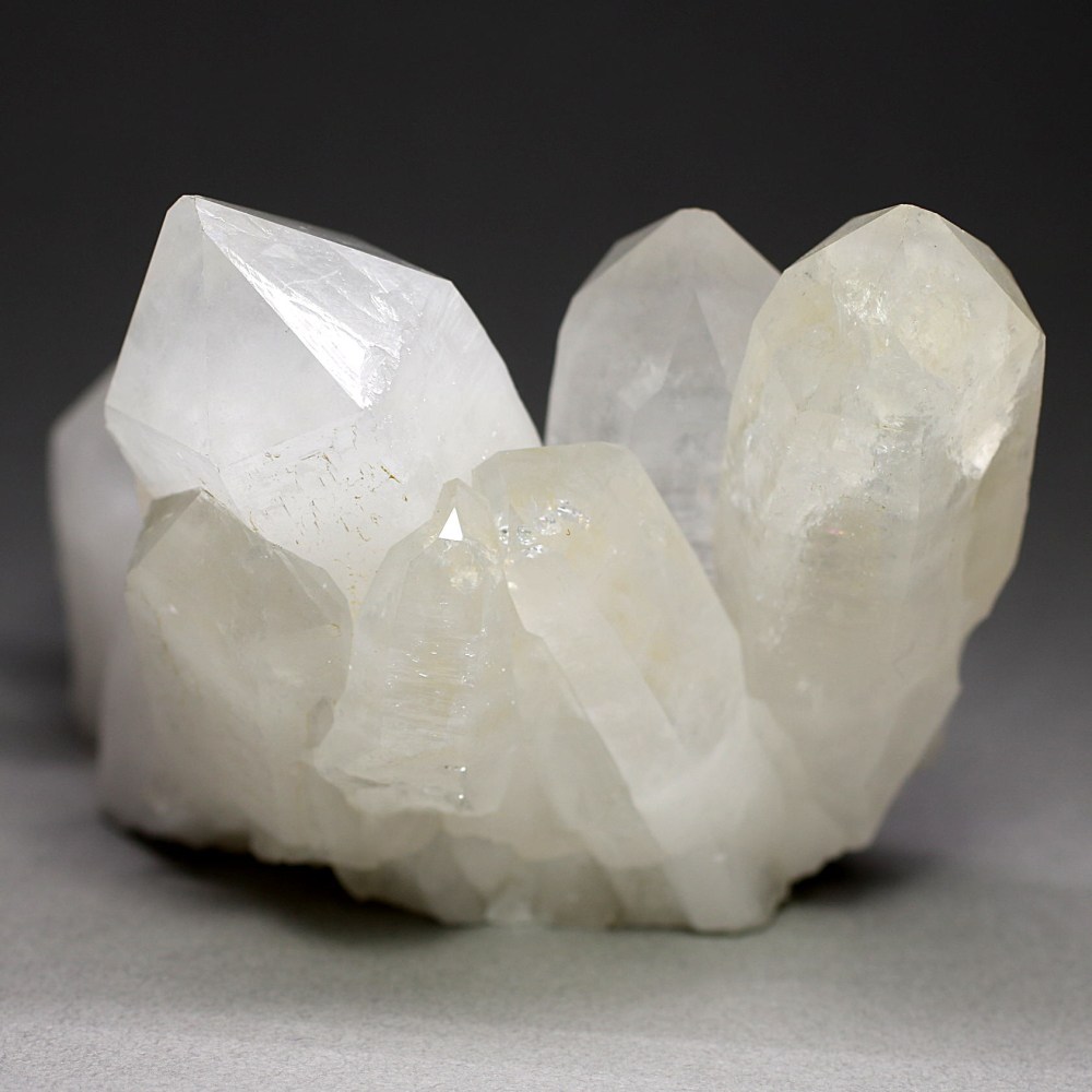 カンチェンジュンガ産]ヒマラヤ水晶クラスター/原石（もう採掘