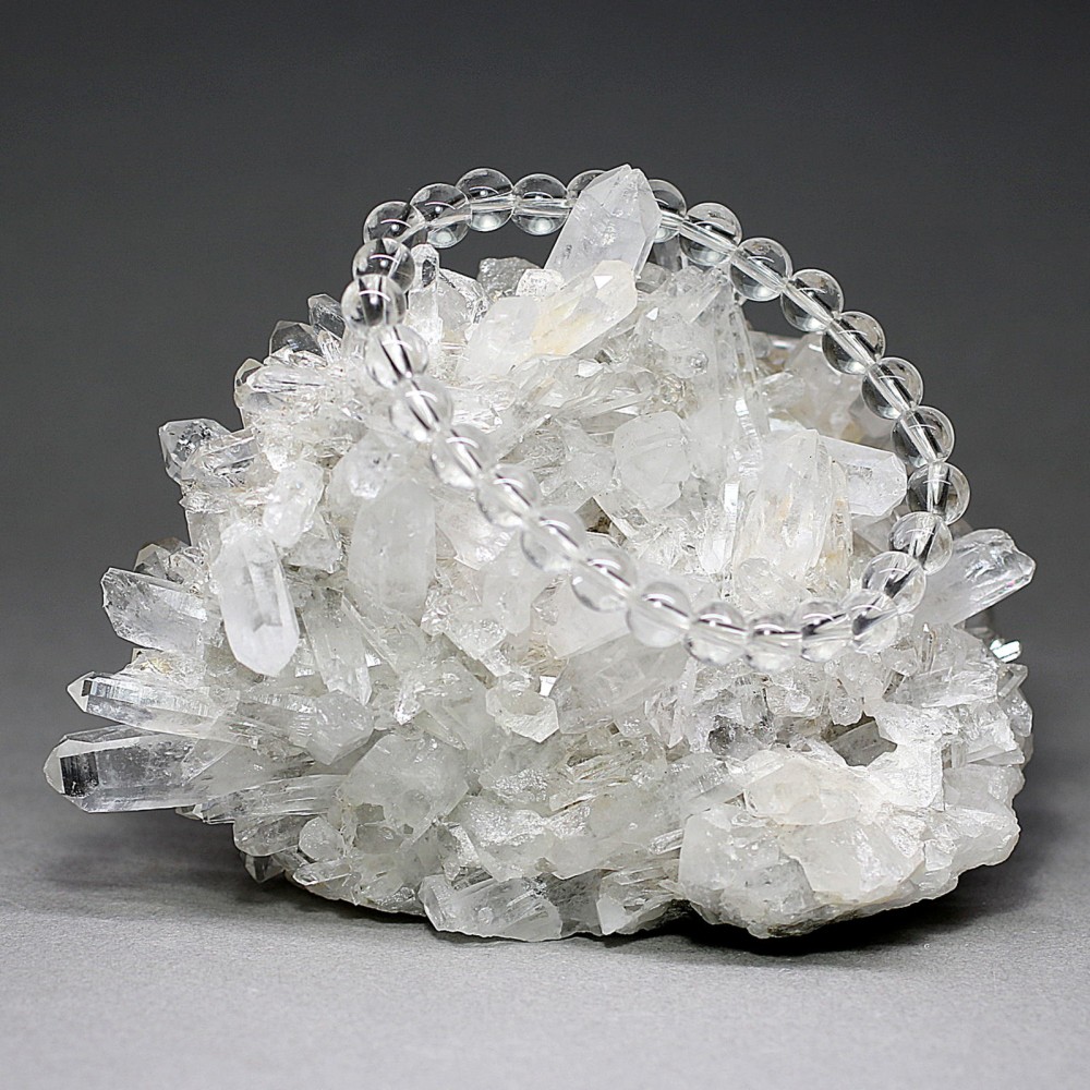 カンチェンジュンガ産]ヒマラヤ水晶クラスター/原石（透明度に優れた