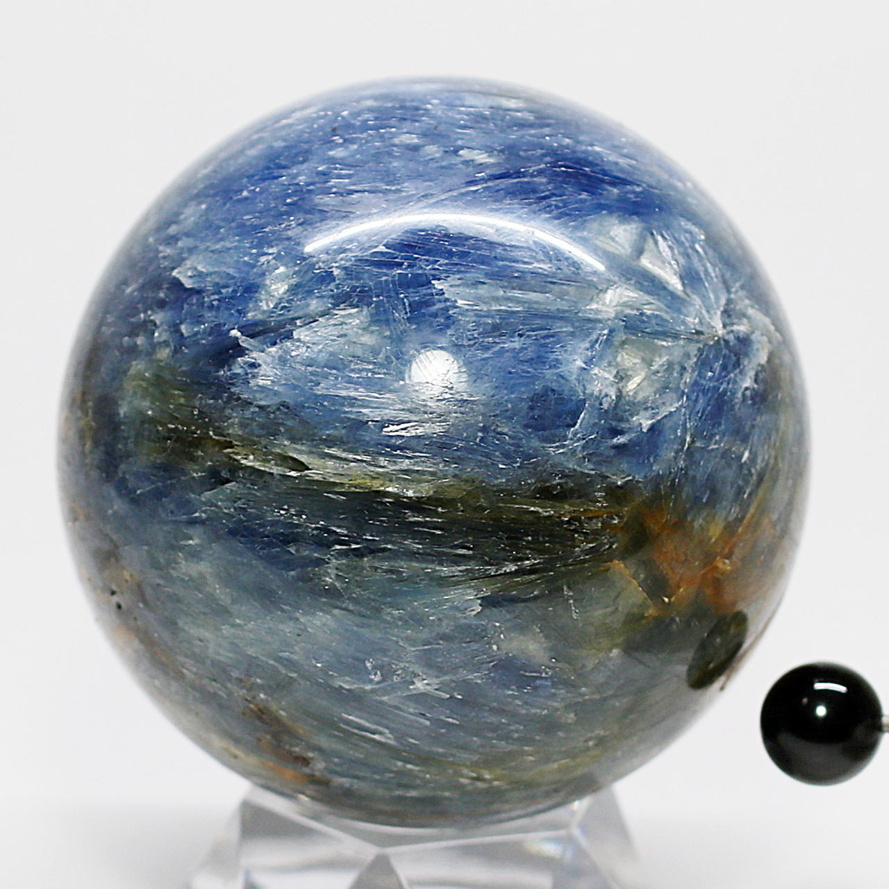 ブラジル産]マイカインカイヤナイト丸玉/スフィア（直径62.1mm
