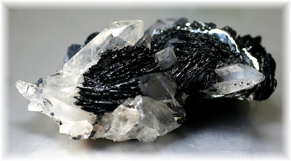 広東省産]ヘマタイト＆水晶クラスター/原石 - 埼玉県吉川市の天然石