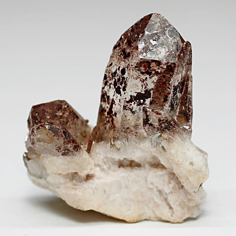 ブラジル/ミナスジェライス州産]レピドクロサイトインクォーツ＆オン