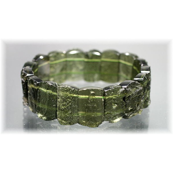 天然モルダバイトブレスレット/バングル（鑑別書付） - 埼玉県吉川市の
