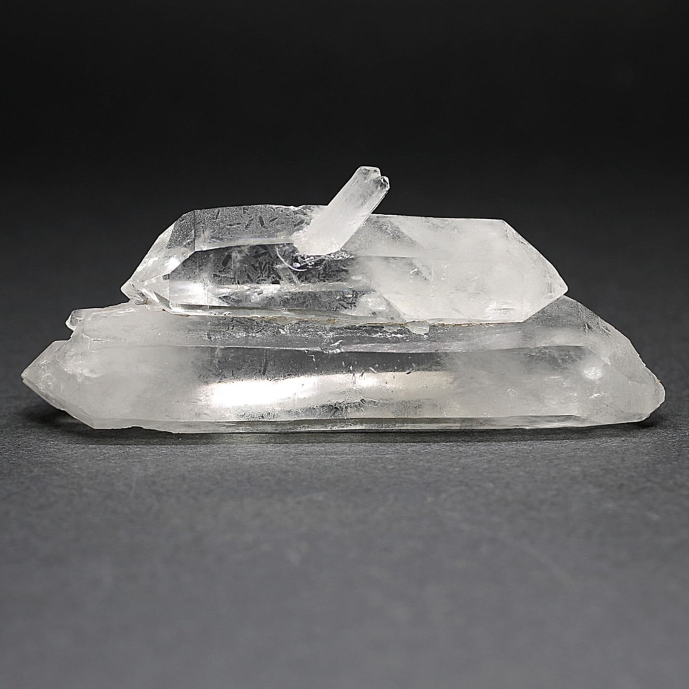 ネパール/マカルー産]ヒマラヤ水晶原石ダブルポイント（ダブルターミネ