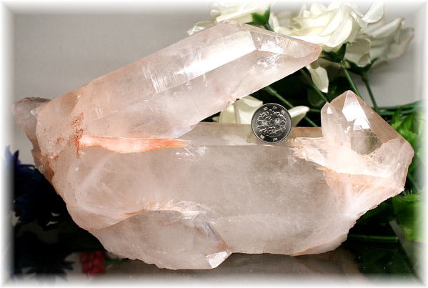 インド・マニカラン産]ピンクヒマラヤ水晶クラスター/原石 - 埼玉県