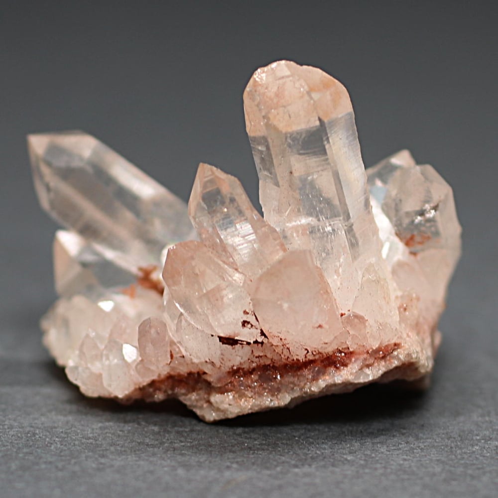 高品質]インド/マニカラン産ヒマラヤ水晶クラスター/原石小さめサイズ