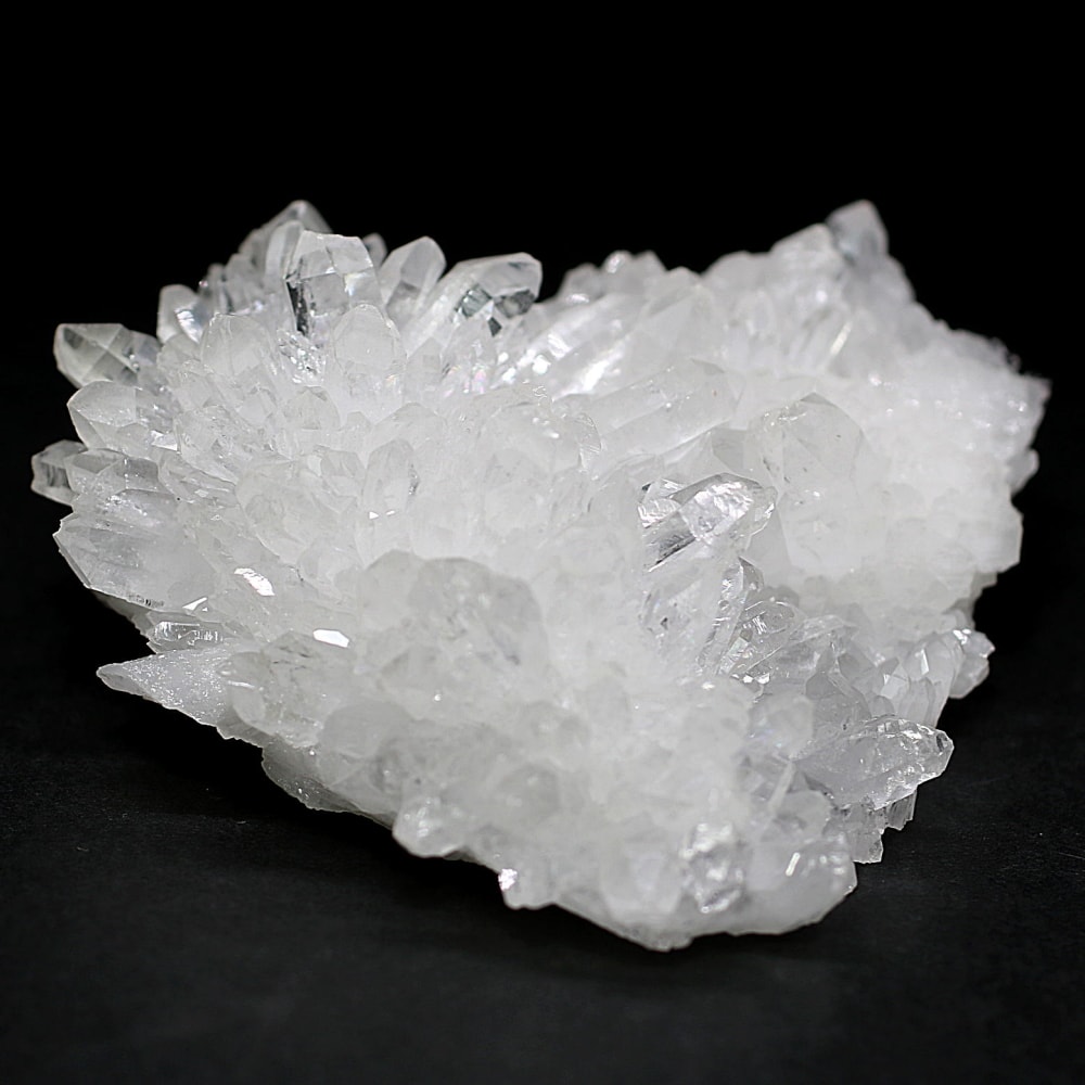 中国/四川省産]水晶クラスター/原石（専用木製台座付） - 埼玉県吉川市