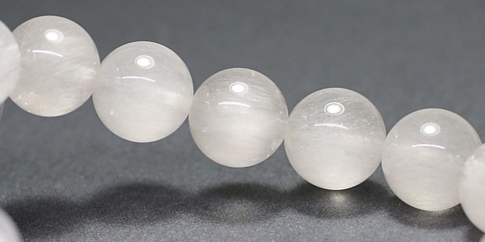 高品質]ホワイトサゲニティッククォーツブレスレット/アンフィボール