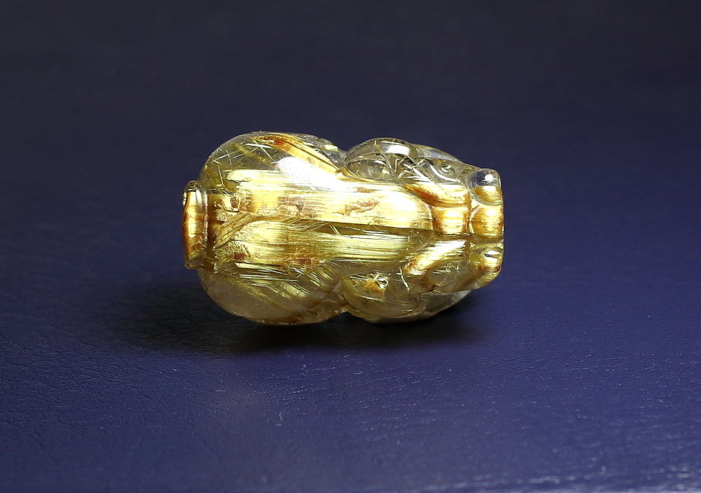 ゴールドルチルクォーツ彫刻（貔貅/ヒキュウ） - 埼玉県吉川市の天然石